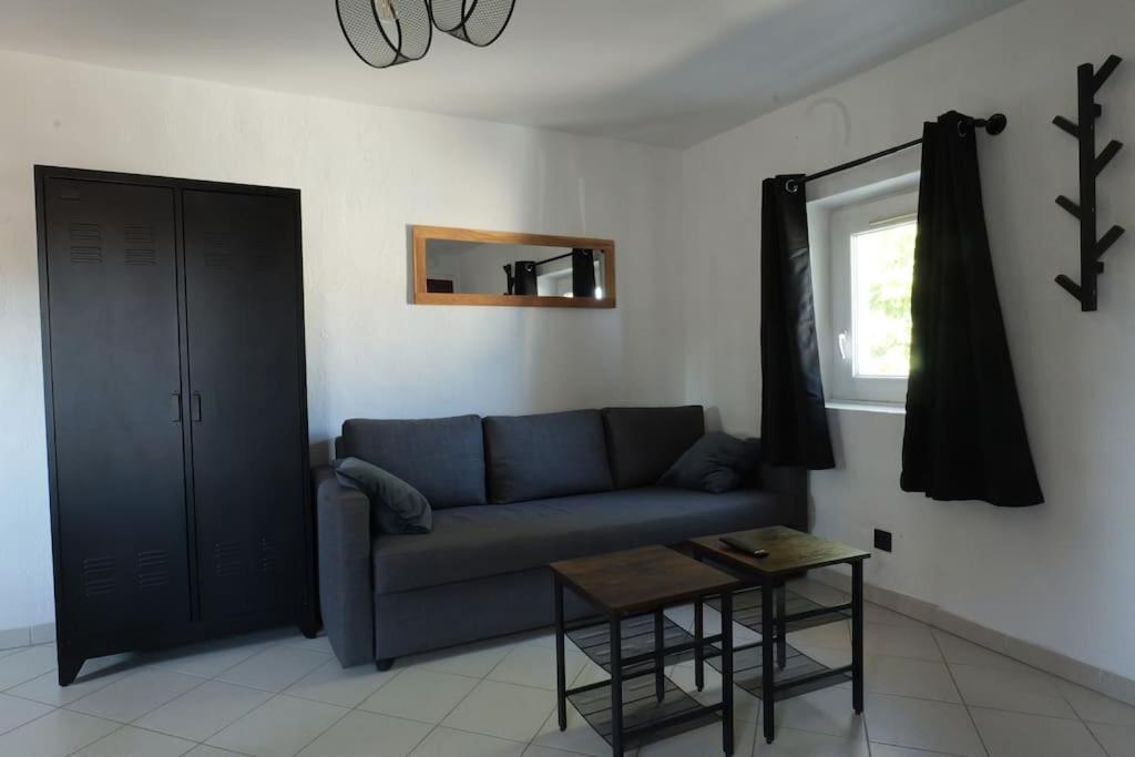 Appartement Centre Ville -- Pierrelatte ภายนอก รูปภาพ